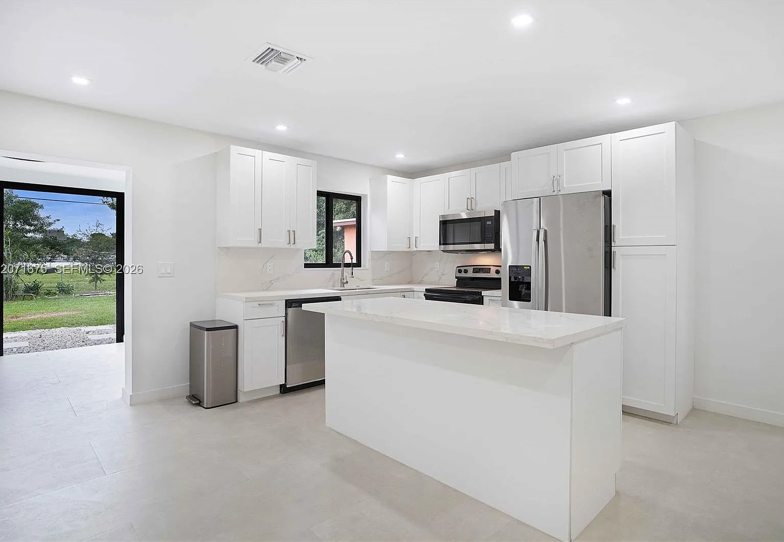 Sunshine Park Estates Add — Photo 3