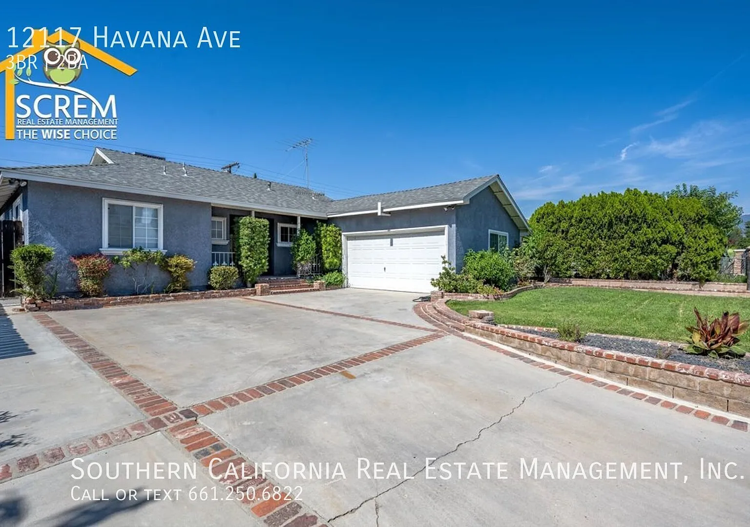 Three Bedroom Home with a Bonus Room in Sylmar — Photo 2