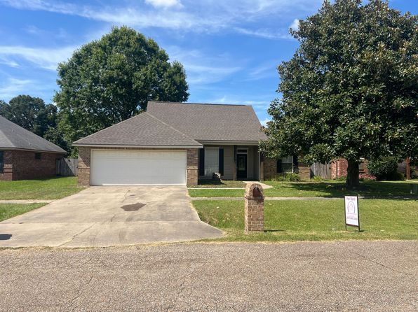 136 Pinnacle Dr