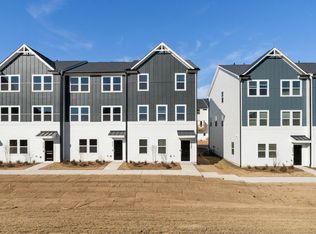 2558 Olive Chapel Rd, Apex, NC 27502