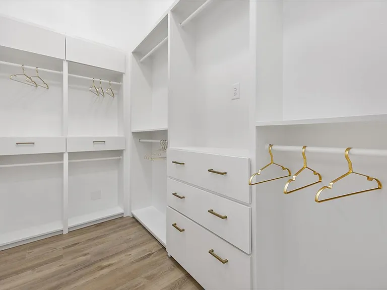 2522 Park Row Ave — Photo 10