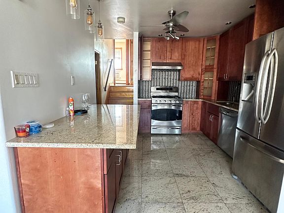 3rd image of 8716 16th Ave