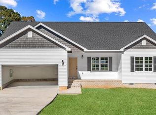 135 Carter Rd, Reidsville, NC 27320