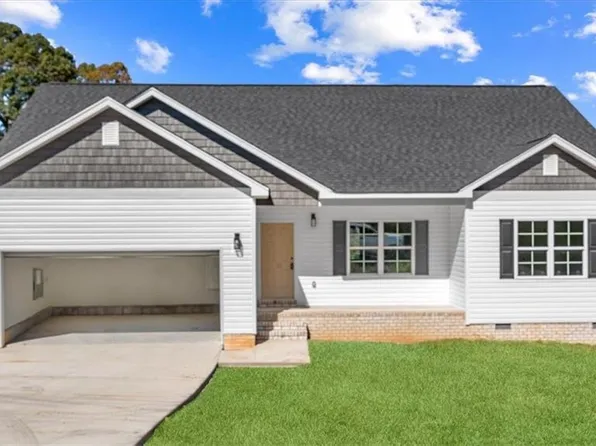 135 Carter Rd, Reidsville, NC 27320