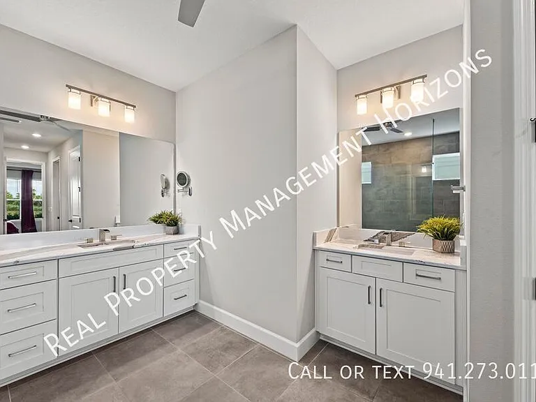 4430 Pond Brook Ct — Photo 33