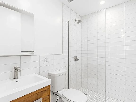 5th image of 269 Henry St #5B