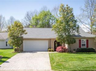 48 Stonebridge Dr, Asheville, NC 28805