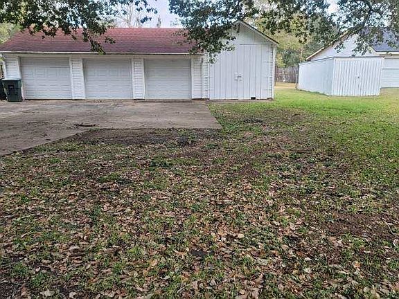 2nd image of 2853 60th St