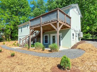 106 Joy Ridge Dr, Black Mountain, NC 28711