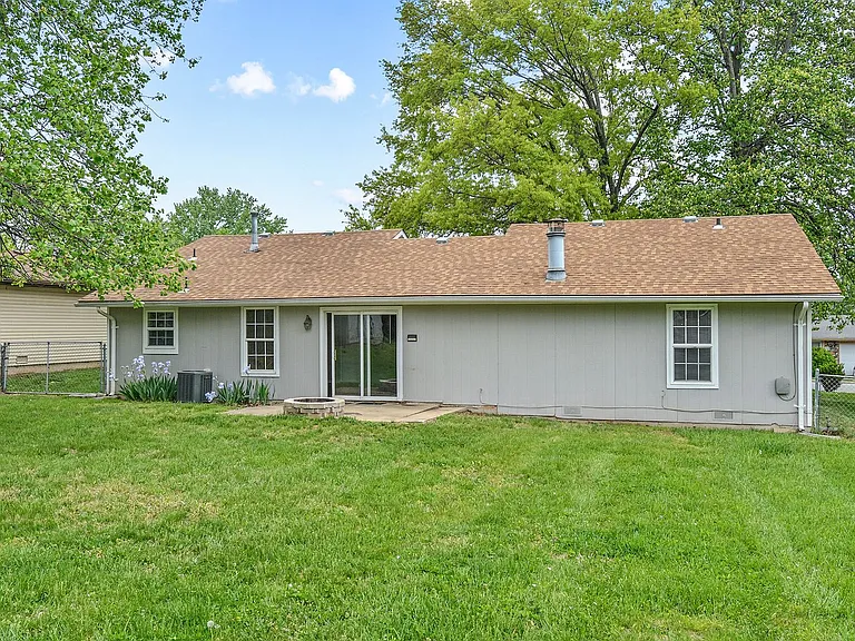 2626 W Hanover Dr — Photo 29