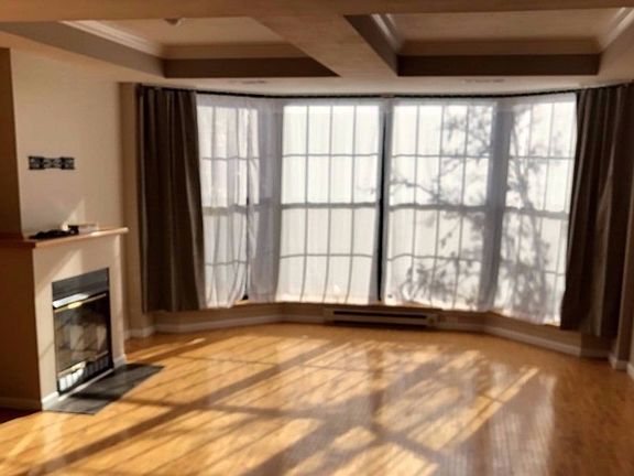 4th image of 133 Walton St APT 131