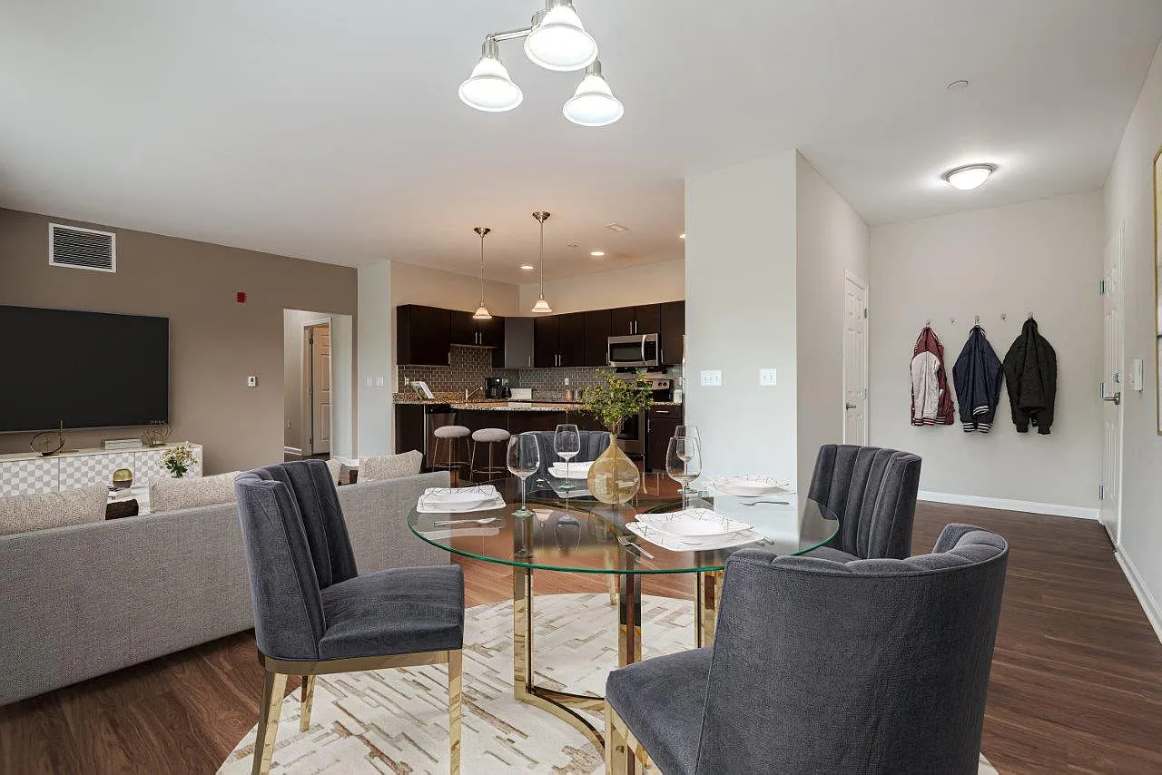 Rochester Village Apartments at Park Place — Photo 4