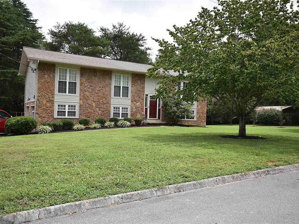 1st image of 407 Belmont Park Dr