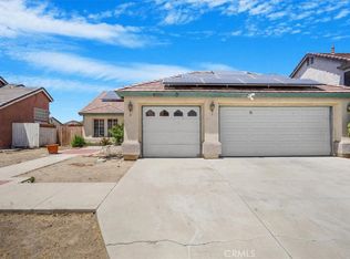 14042 Rogers Ln, Victorville, CA 92392