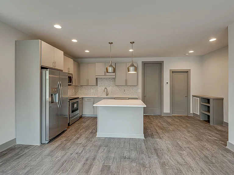 122H Oceola Ave — Photo 8
