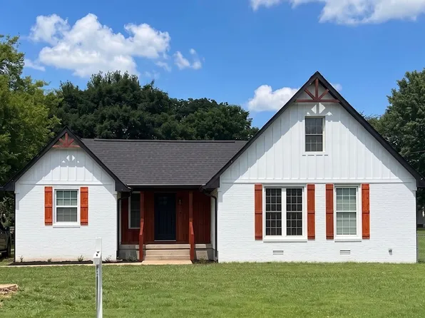 700 Meade Dr, Spring Hill, TN 37174