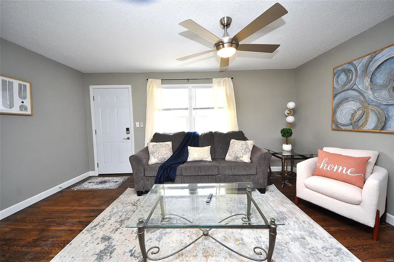 2 bed, 775 sqft, $1,600 — Photo 1