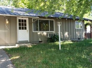 1223 Valley View Dr, Medford, OR