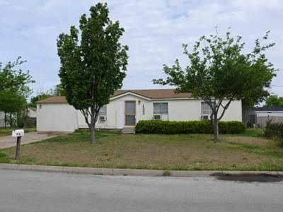 4th image of 1333 Wood Dr