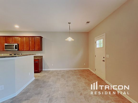 5th image of 4236 Glenmore Creek Dr
