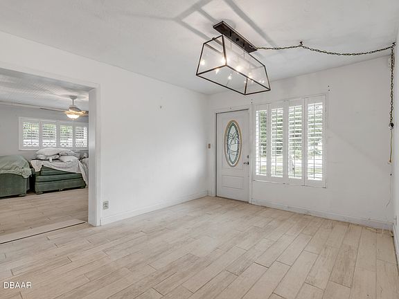 5th image of 801 E 24th Ave