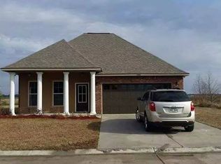 2496 George Dr, Thibodaux, LA 70301