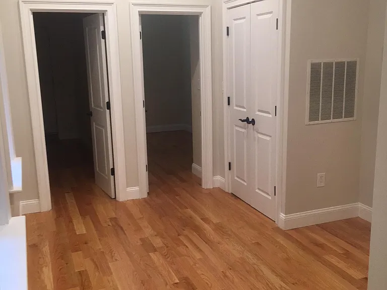 194 Salem St #3 — Photo 4
