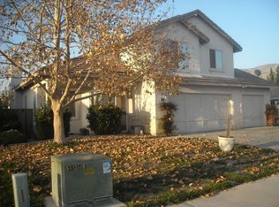 966 Windsong Ln, San Jacinto, CA 92582