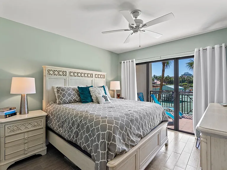 3939 Ocean Dr #204B — Photo 15