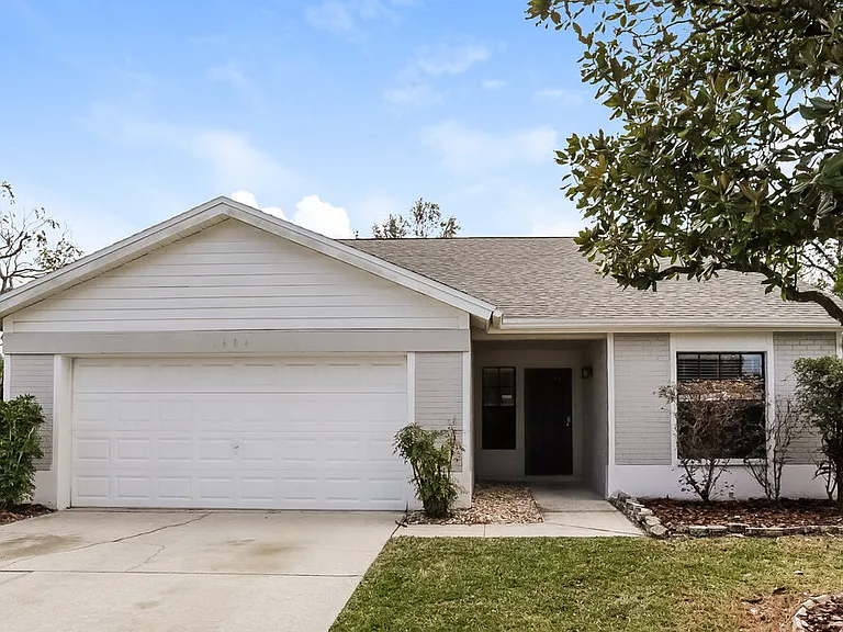1604 Sanderling Ct — Photo 1
