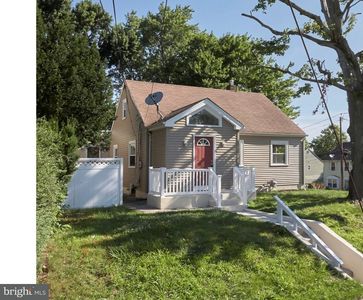 35 E 10th Ave, Runnemede, NJ, 08078