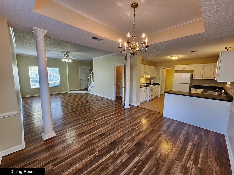 1003 Sweet Thorne Ct — Photo 5
