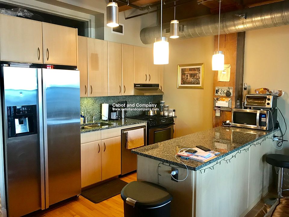 1st image of 9 W Broadway #109