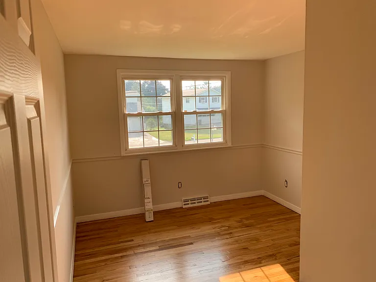 225 Marsh Dr — Photo 11