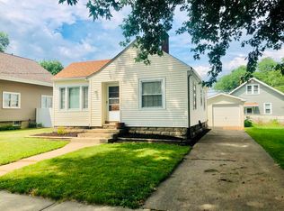 643 Chambers St, Ottawa, IL 61350