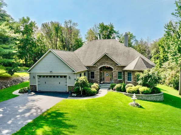 152 Ashdown Road, Ballston Lake, NY 12019