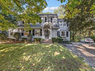 30 Burlington St, Lexington, MA 02420