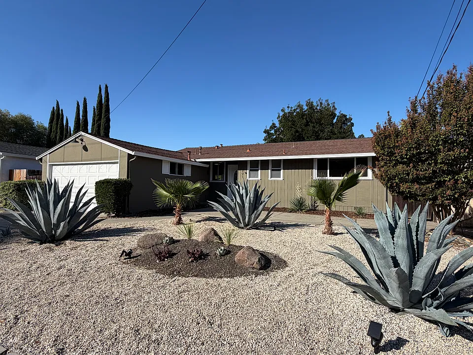 3191 Claudia Dr