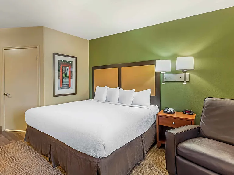 Studio Suite - 1 King Bed