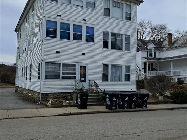 146 Charlton St #1, Southbridge, MA 01550