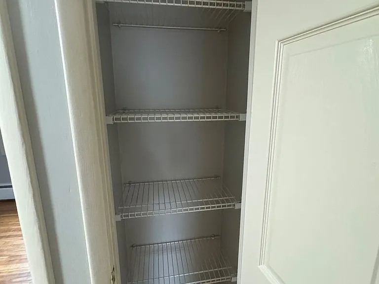 10 Hardy Ave — Photo 12