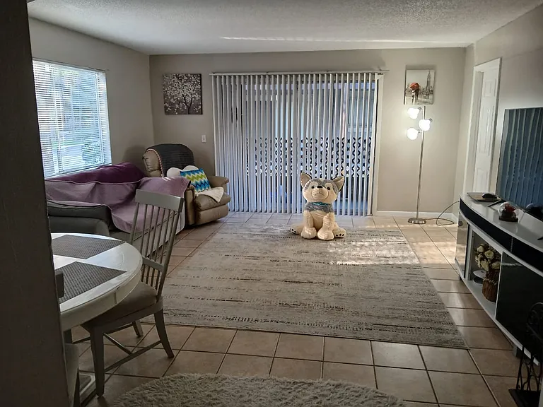 6320 Newtown Cir — Photo 1