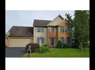 927 Hedgewyck Ln, Elizabethtown, PA 17022