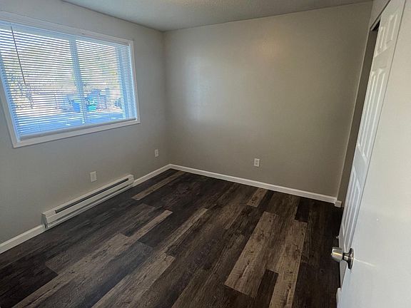 5th image of 12517 47th Ave SW APT 2