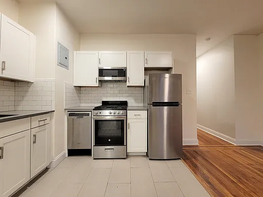 Rented by Living New York | media 10