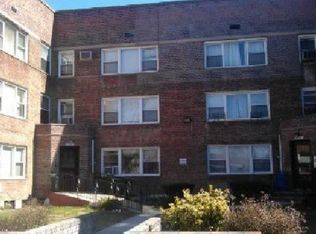 6805 138th St APT 3D, Kew Gardens Hills, NY 11367