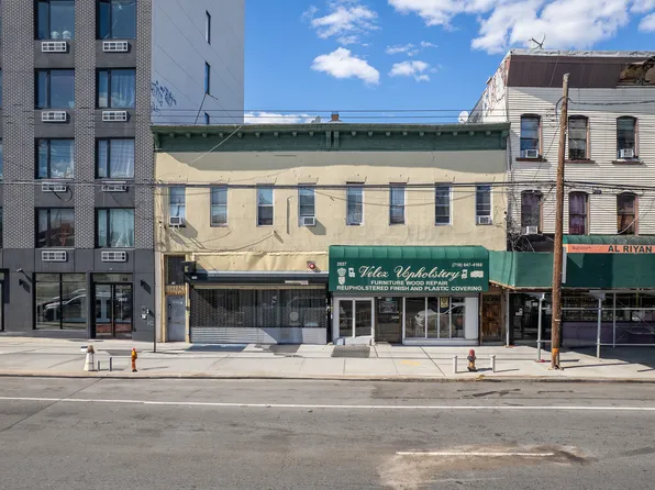 2827 Atlantic Avenue image 1 of 5