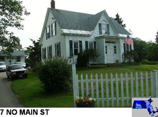 7 N Main St, Berkley, MA 02779