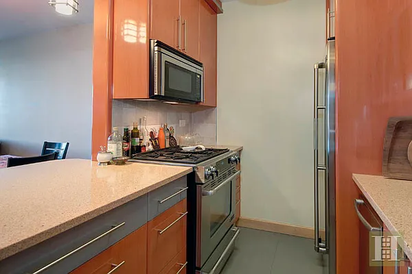 Rented by Halstead Real Estate | media 16