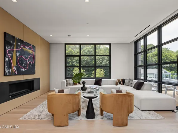 60 Wilton Rd #Penthouse 4a, Westport, CT 06880